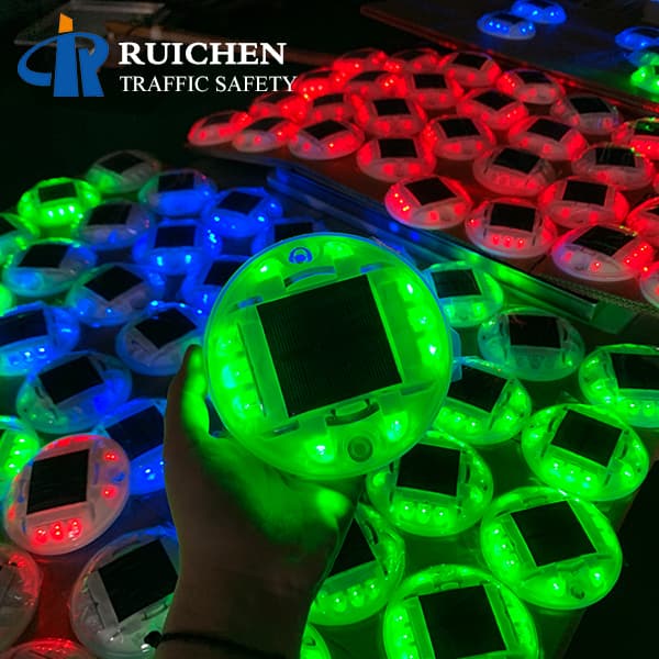 <h3>Blue Solar Powered Stud Light Rate In China-RUICHEN Solar </h3>
